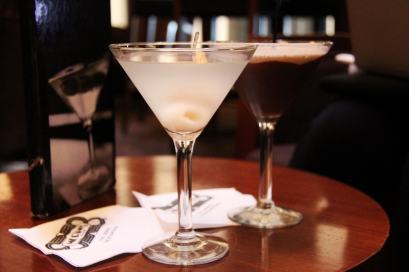 brasserie-PEYMEINADE-min_martini_bar_lychee_chocolate_alcohol_liquor_happy_hour_happy-910161